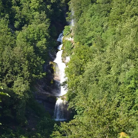 Du Grand Git 2* La Chaux Neuve